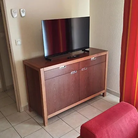 Oly * ماندوليو لا نابول